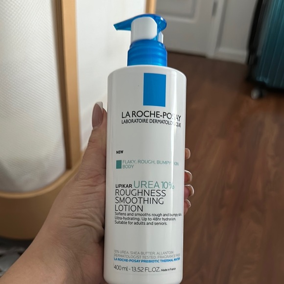 Lipikar Urea 10% Roughness Smoothing Lotion - Picture 2 of 4